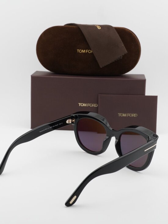 Tom Ford Tamara-02 FT1114 01A Oval Sunglasses - Black / Smoke main image 7